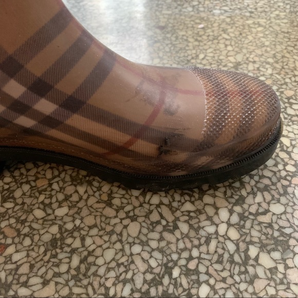Burberry plaid rain boots size 38 - Picture 5 of 7